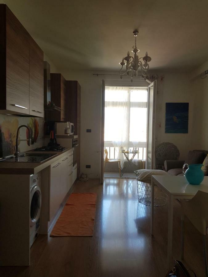 Romantica Fuga Con Vista Panoramica Sulla Citta Di Savona Apartment Bagian luar foto